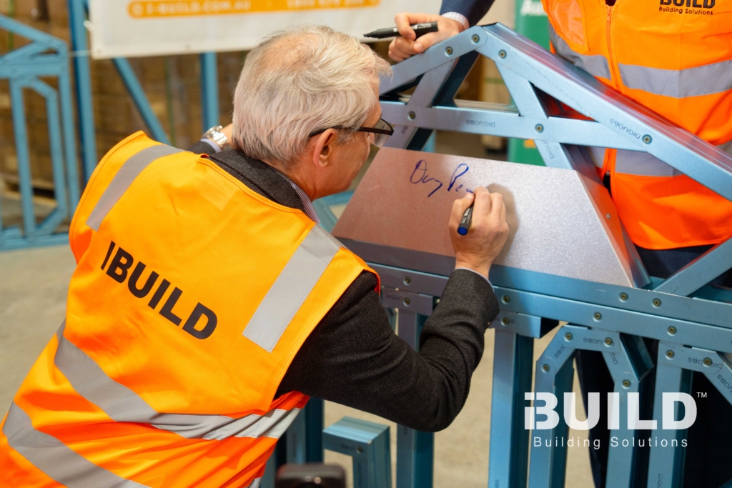 ibuild historic double minister visit heidelberg minister signing mini frames 00